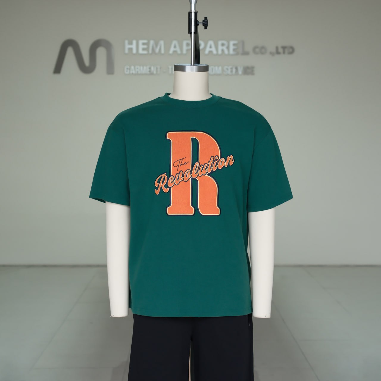 OEM Oversized Streetwear T-Shirt – 240gsm Heavy Cotton
