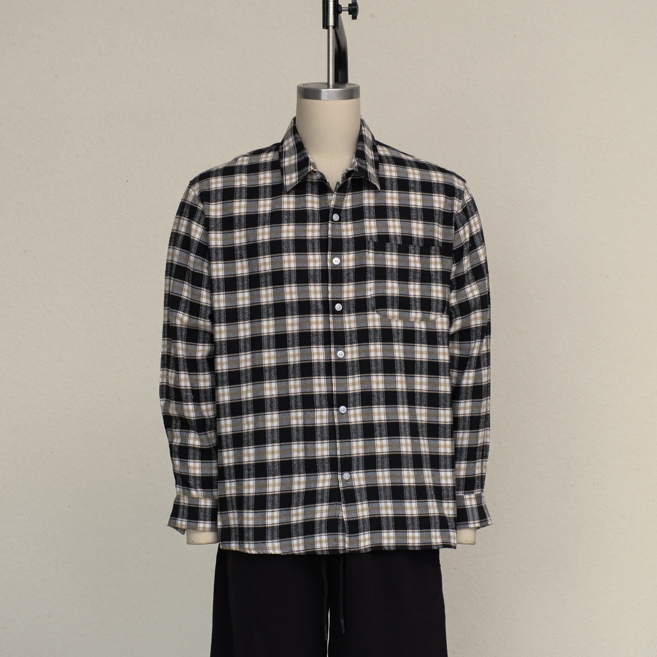 OEM Men Casual Shirt β Regular Fit with Custom Print/Embroidery