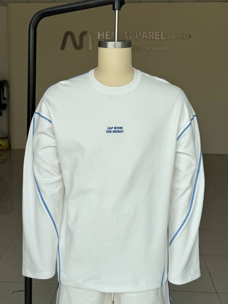 OEM Crewneck Sweatshirt / Cardigan – 320–550gsm Cotton French Terry