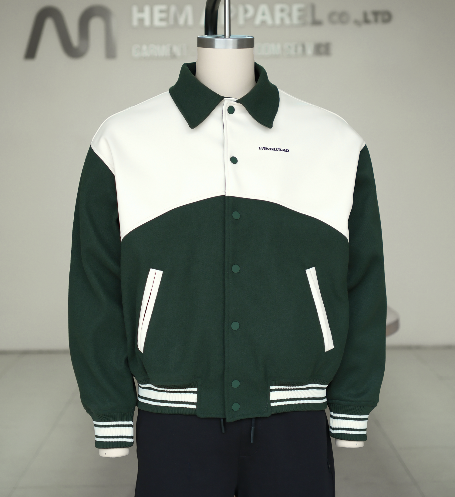 OEM Custom Varsity Jacket – Streetwear Letterman Style with Custom Logos | MOQ 300 pcs